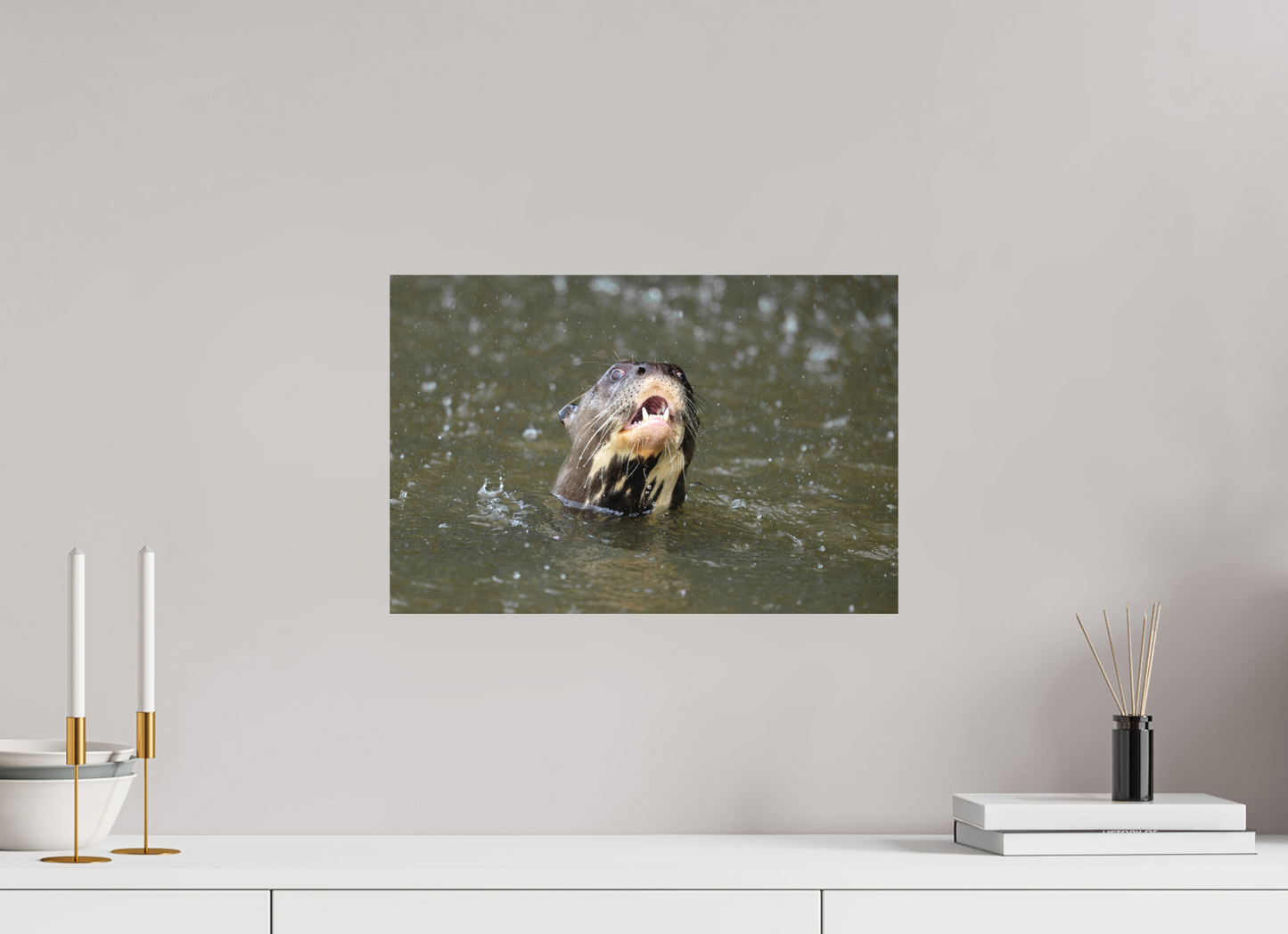 45 x 30 cm, Textured Matte Giant Otter