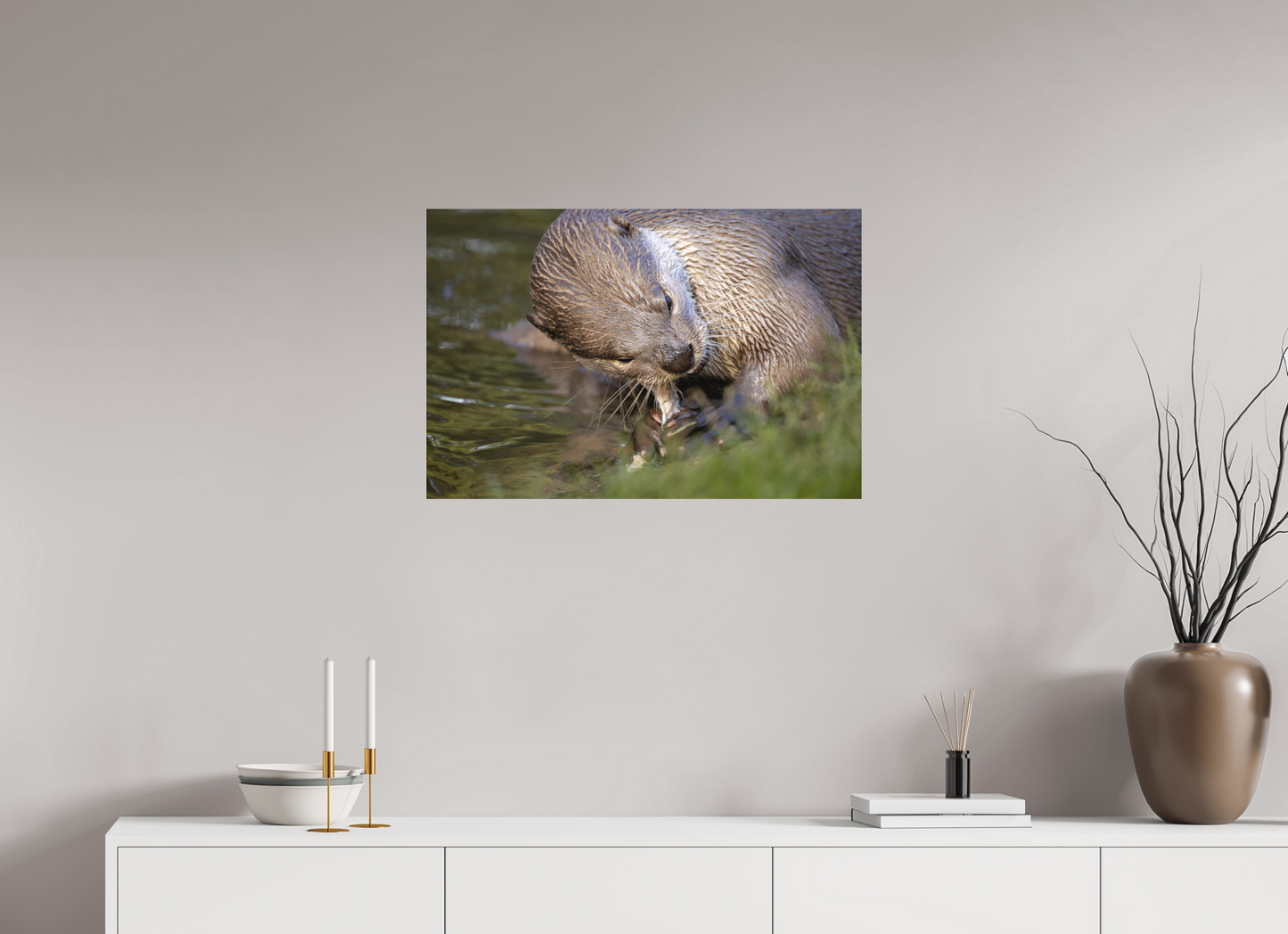 75 x 50 cm, Textured Matte otter eating fish