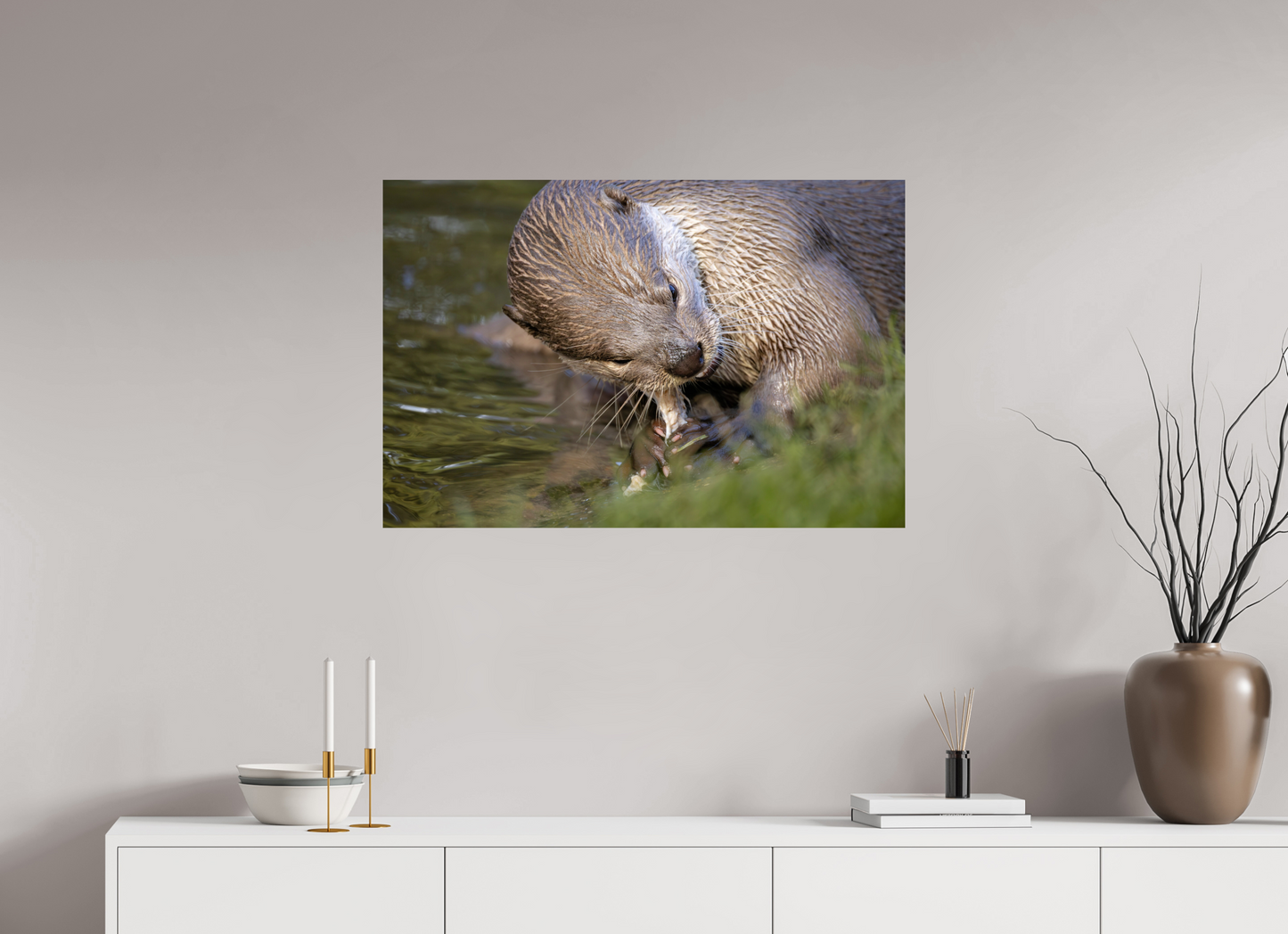 90 x 60 cm, Smooth Glossy otter eating fish